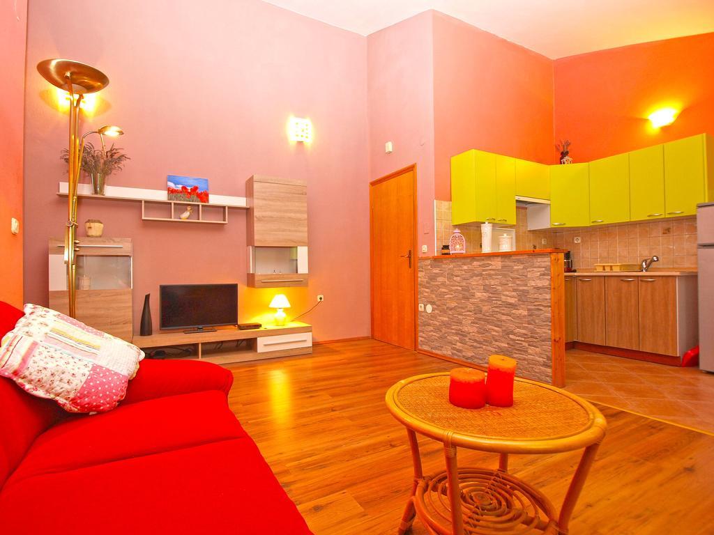Apartments Anto 1296 Пула Екстериор снимка