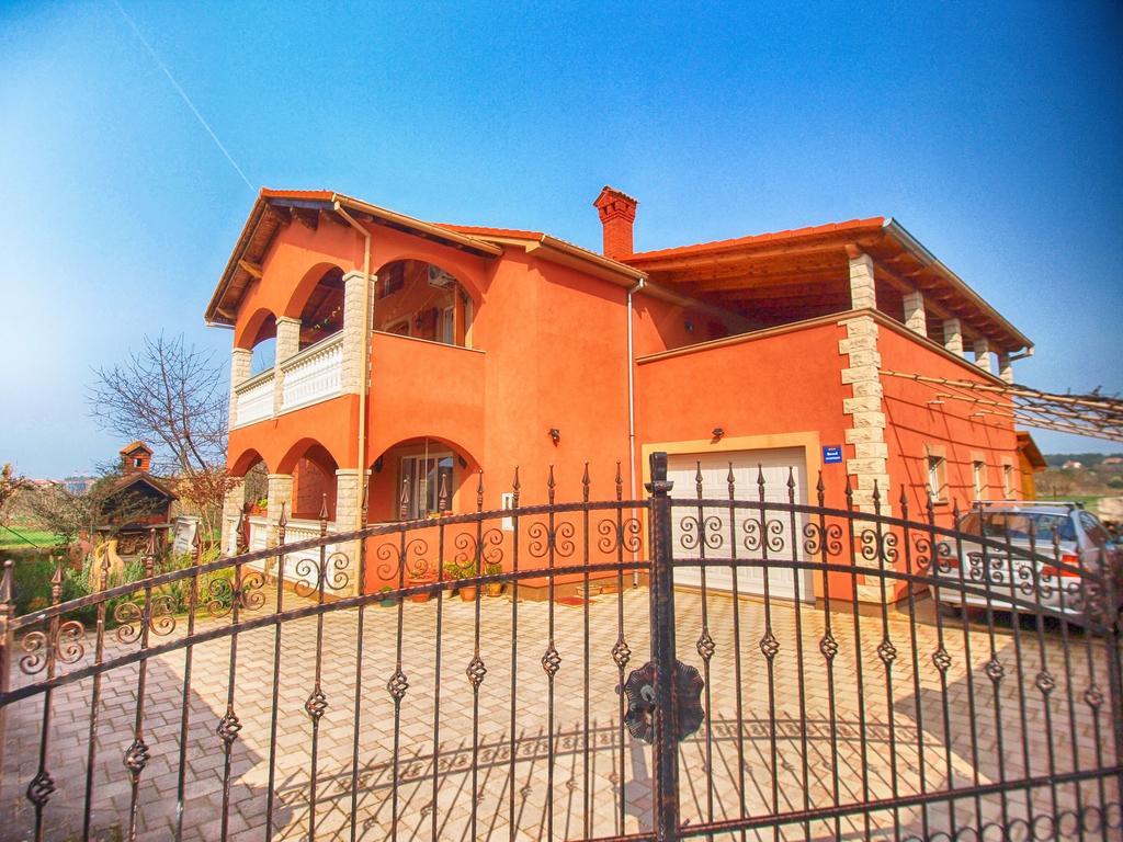 Apartments Anto 1296 Пула Екстериор снимка