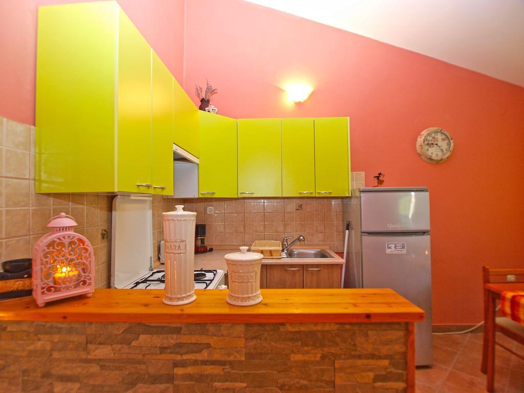 Apartments Anto 1296 Пула Екстериор снимка